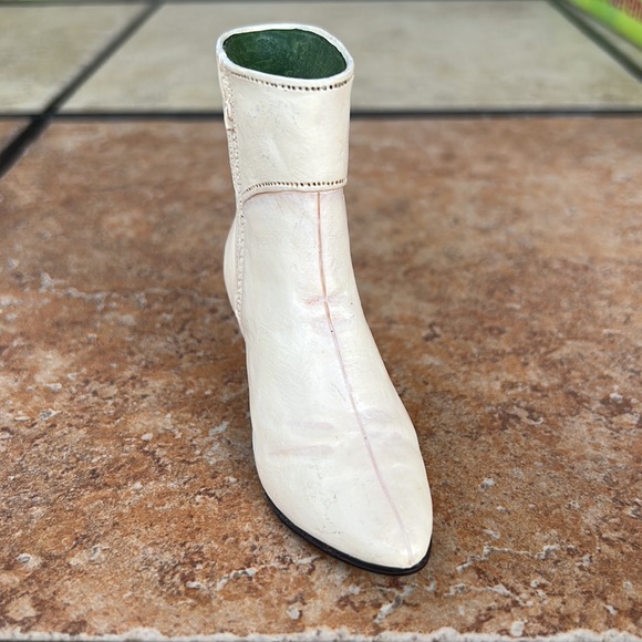 🌸3 for $18🌸 Just the Right Shoe Ingenue, Ivory High Heeled boot, Miniature - Picture 5 of 11